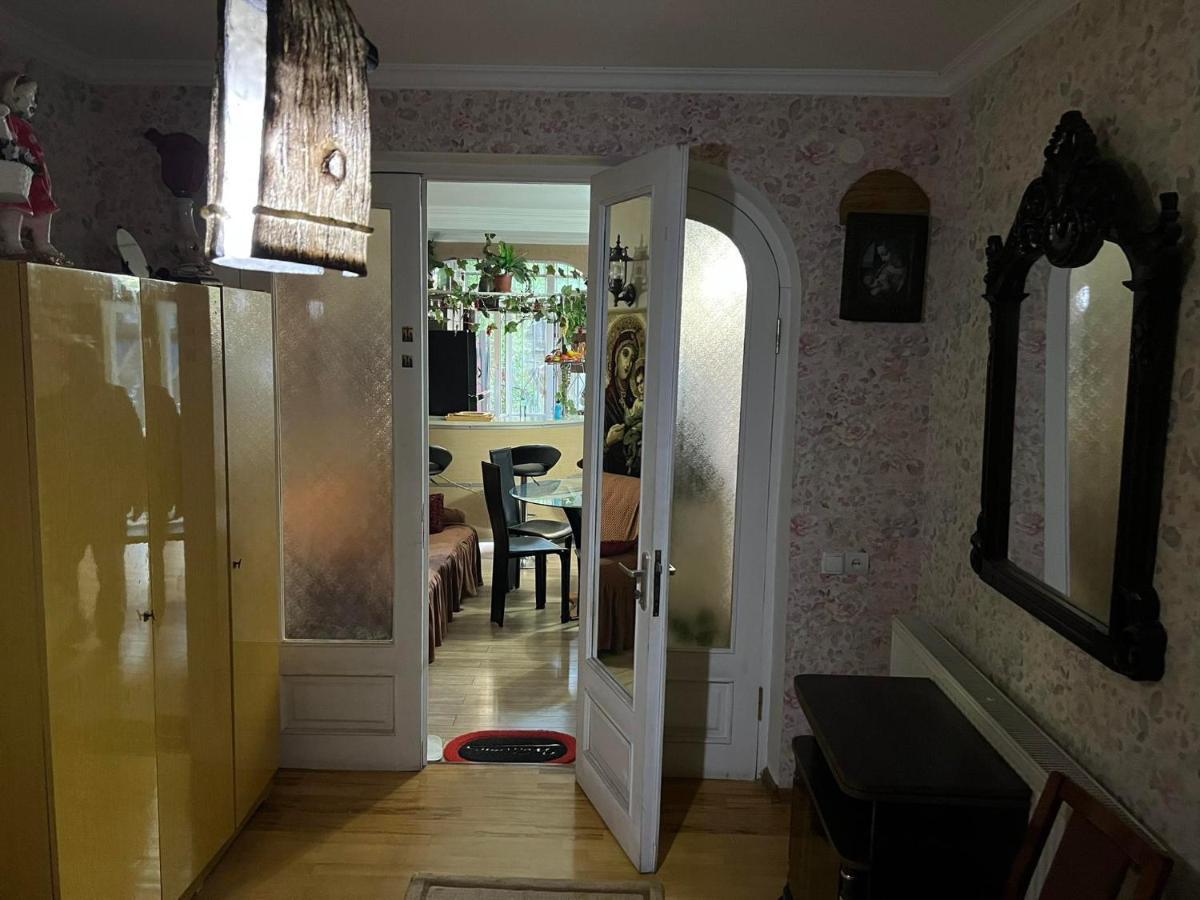 3 Room Flat In Tbilisi Luaran gambar