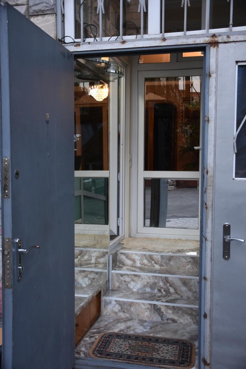 3 Room Flat In Tbilisi Luaran gambar